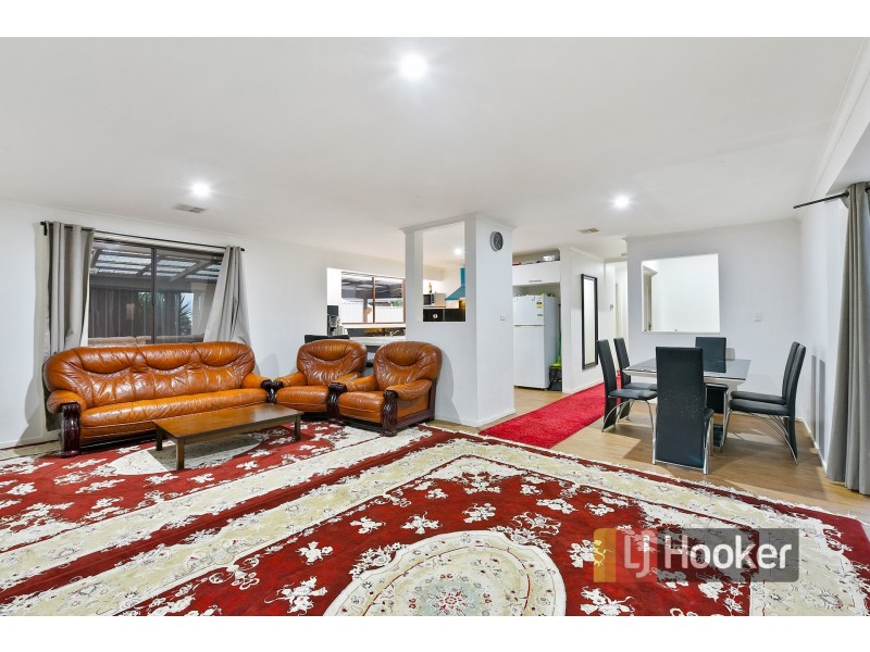 14 Wynette Close, Hampton Park VIC 3976