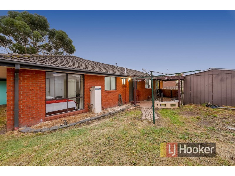 14 Wynette Close, Hampton Park VIC 3976