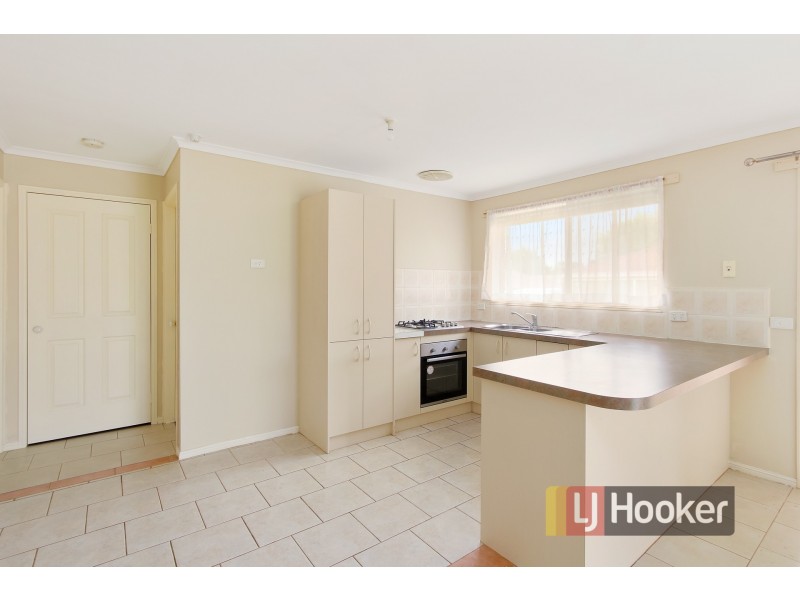 12 Montrose Way, Cranbourne West VIC 3977