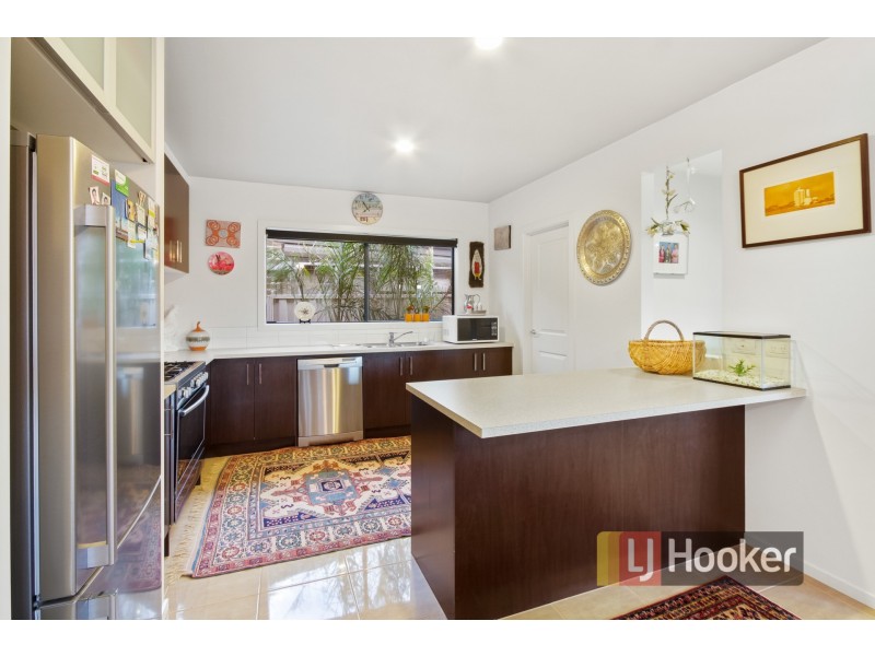 55 Villella Drive, Pakenham VIC 3810