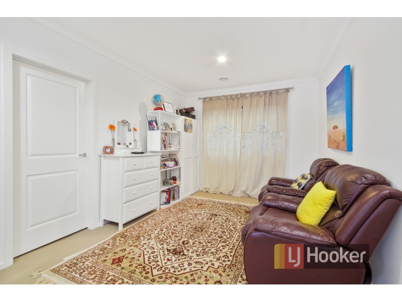 55 Villella Drive, Pakenham VIC 3810