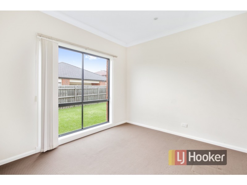 69. Elliott Parade, Lynbrook VIC 3975