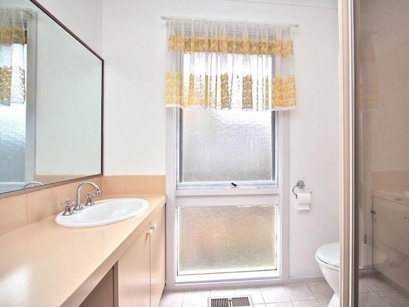 12 Tripoli Court, Hallam VIC 3803