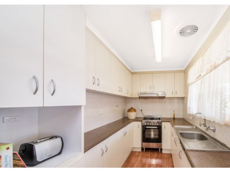 20 Village Drive, Hampton Park VIC 3976