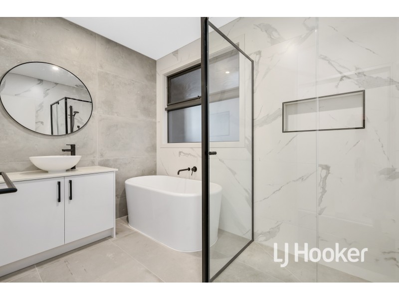 Unit 2/9 Elm Grove, Parkdale VIC 3195