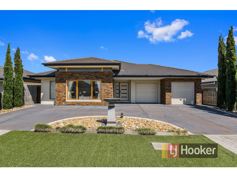 5 Boldrewood Place, Lynbrook VIC 3975