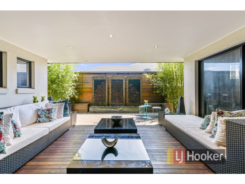 5 Boldrewood Place, Lynbrook VIC 3975