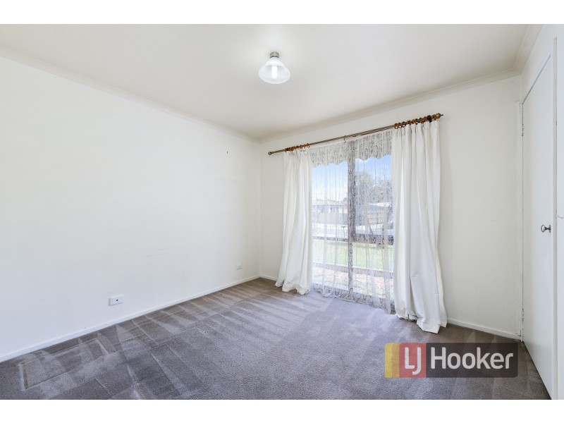 27 Simon Court, Hampton Park VIC 3976