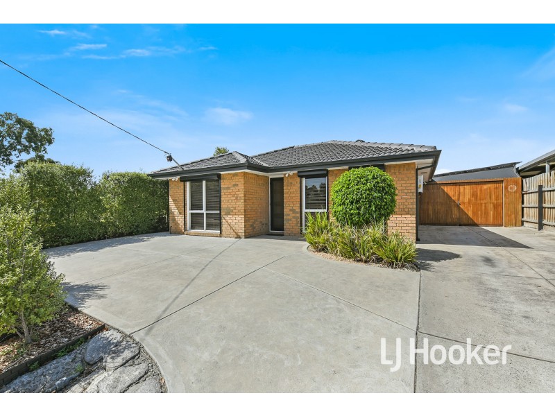 66 Edeys Run, Hampton Park VIC 3976