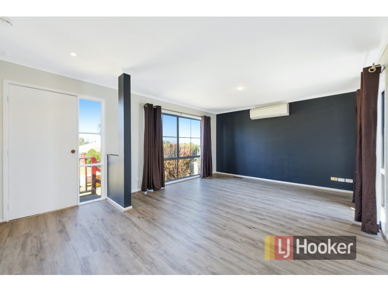 9 Sunset Place, Hampton Park VIC 3976