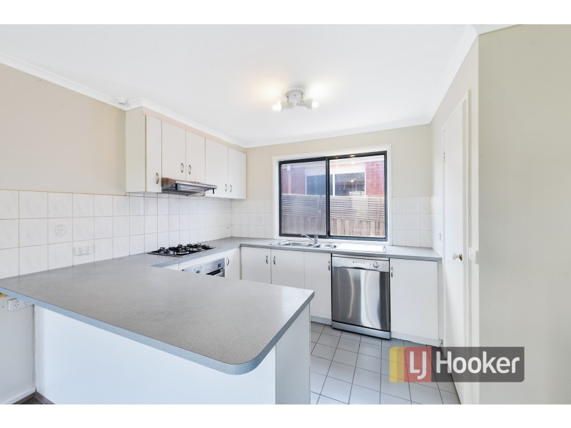 9 Sunset Place, Hampton Park VIC 3976