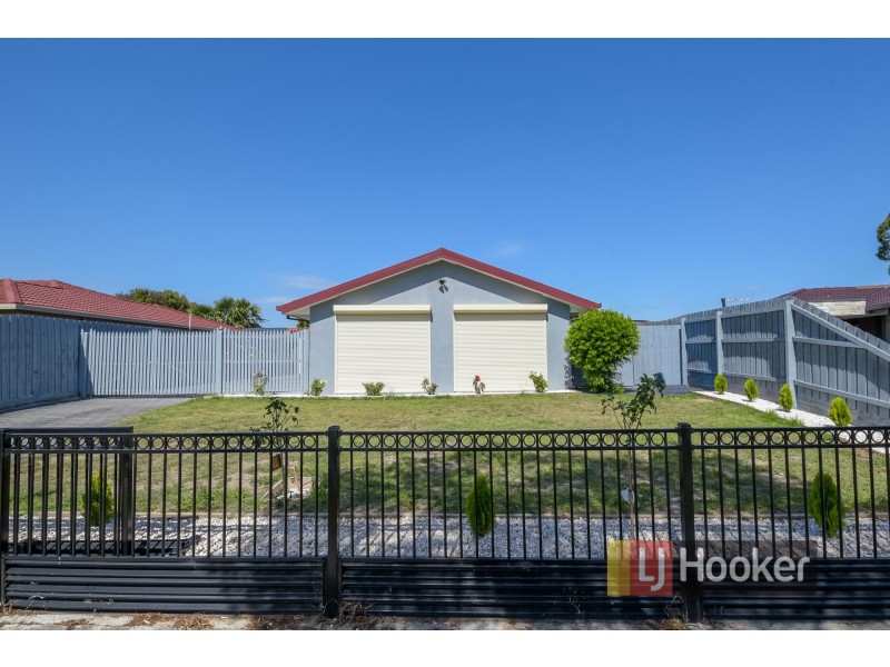 8 Hazeldean Court, Hampton Park VIC 3976