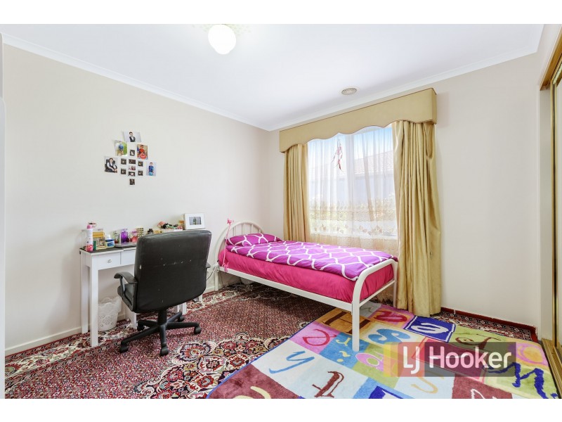 8 Hazeldean Court, Hampton Park VIC 3976