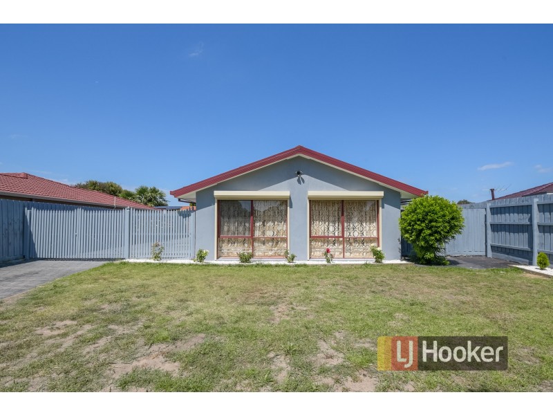 8 Hazeldean Court, Hampton Park VIC 3976