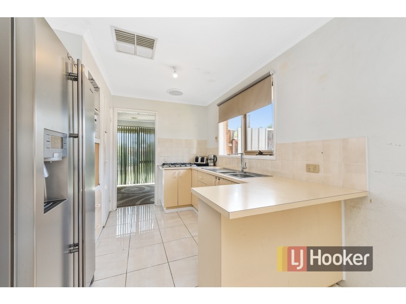 12 Haughton Court, Hampton Park VIC 3976