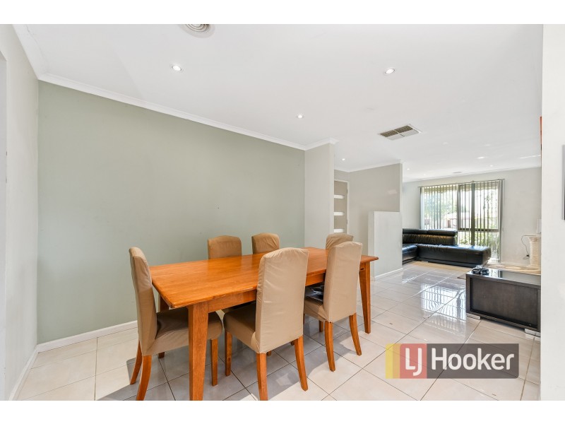12 Haughton Court, Hampton Park VIC 3976