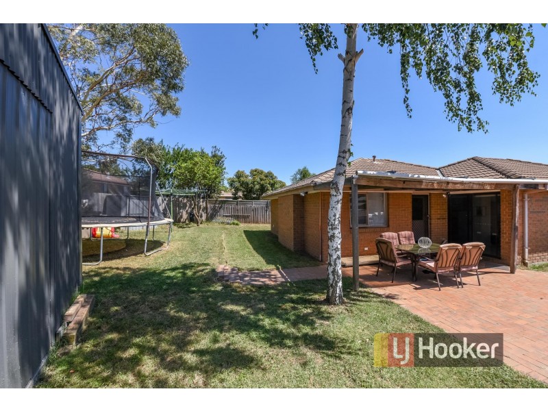12 Haughton Court, Hampton Park VIC 3976
