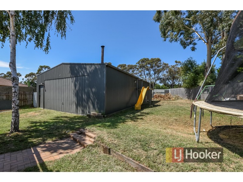 12 Haughton Court, Hampton Park VIC 3976