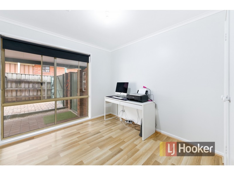35 Warana Drive, Hampton Park VIC 3976