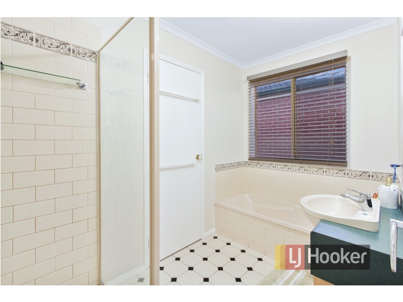 23 Camberwell Drive, Narre Warren VIC 3805