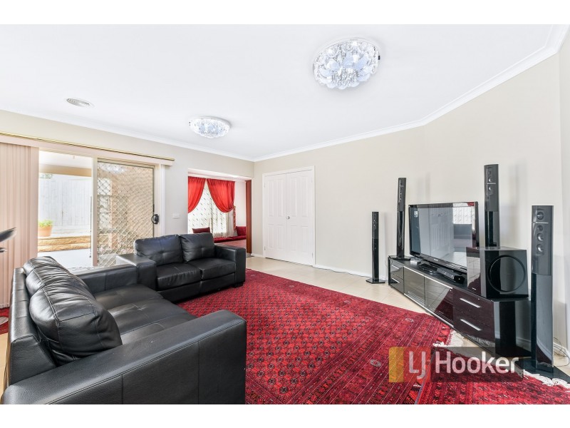 4 Trevino Way, Cranbourne North VIC 3977