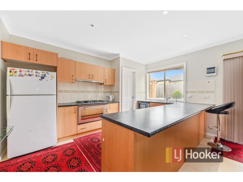 4 Trevino Way, Cranbourne North VIC 3977