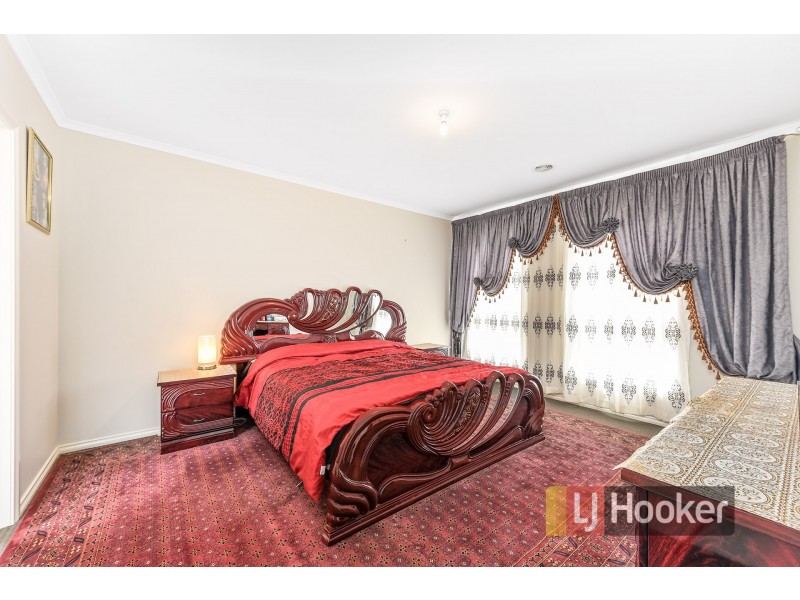 4 Trevino Way, Cranbourne North VIC 3977