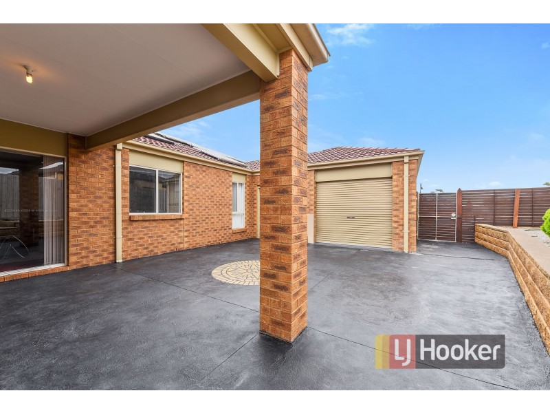 4 Trevino Way, Cranbourne North VIC 3977