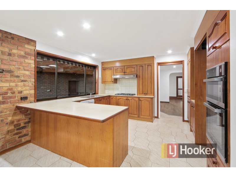 9 Lorraine Court, Hampton Park VIC 3976