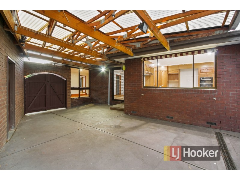 9 Lorraine Court, Hampton Park VIC 3976