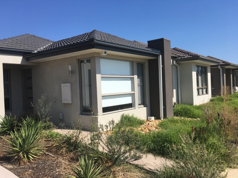 25 Timble Way, Clyde North VIC 3978