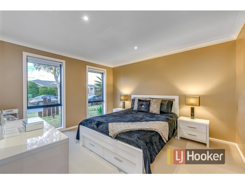 17 Seville Street, Pakenham VIC 3810