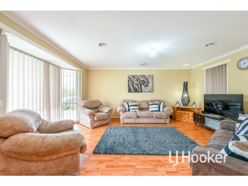 21 Rendell Place, Hampton Park VIC 3976