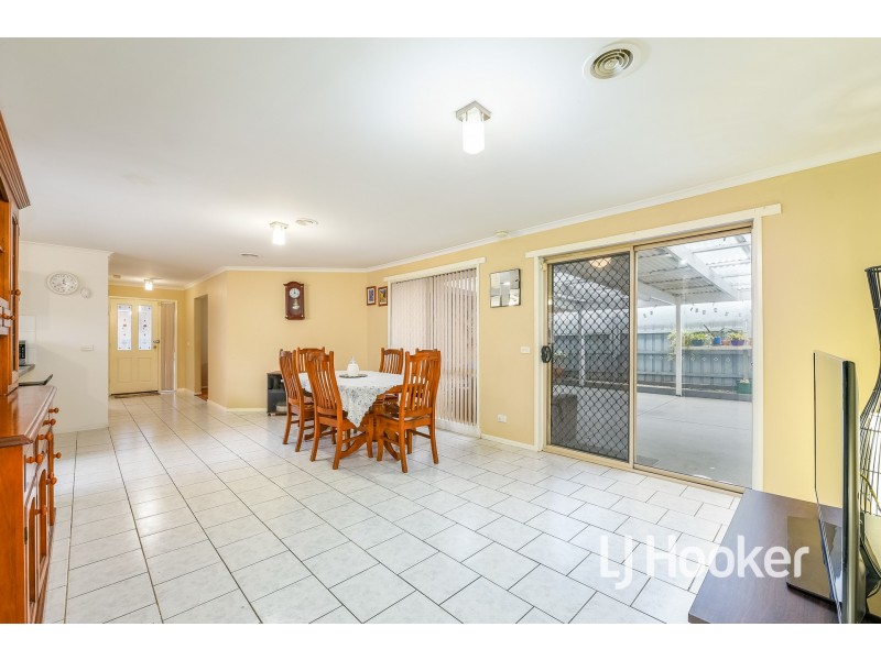21 Rendell Place, Hampton Park VIC 3976