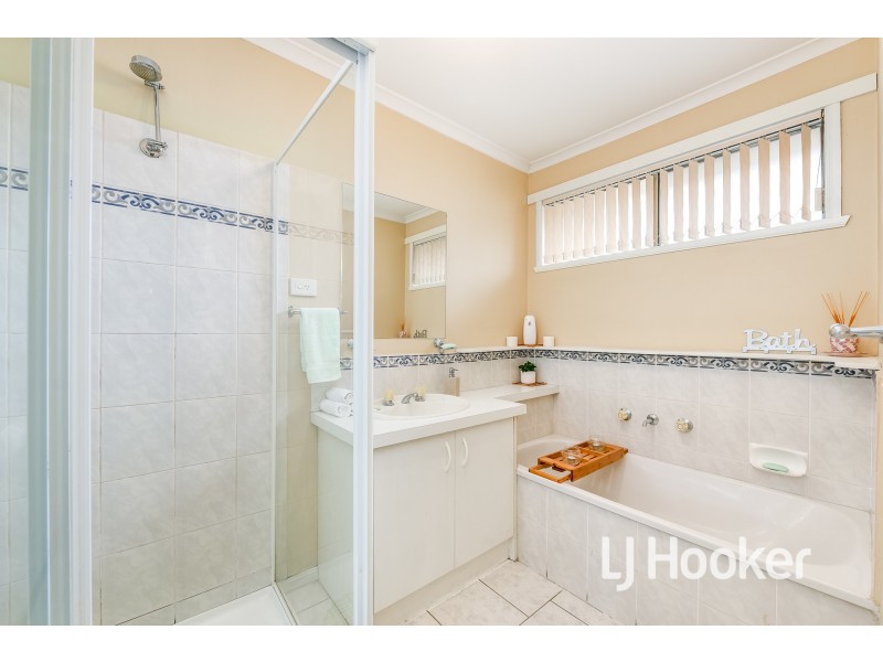 21 Rendell Place, Hampton Park VIC 3976