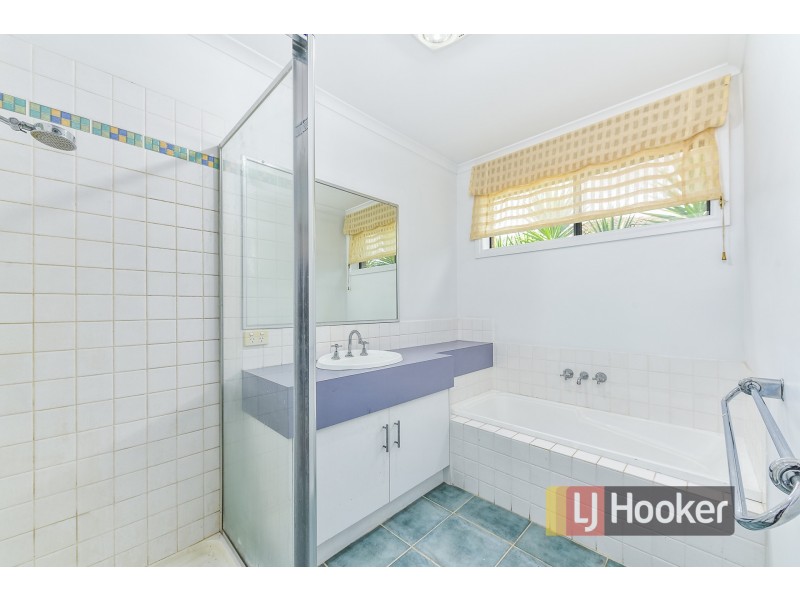 144 Harold Keys Drive, Narre Warren South VIC 3805