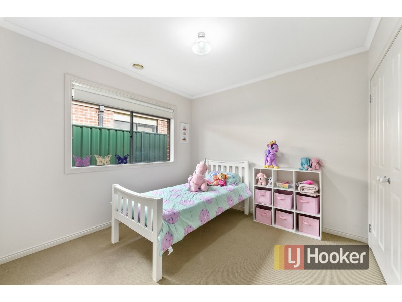 11 Galway Place, Cranbourne VIC 3977