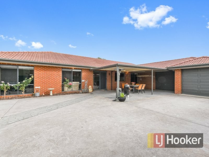11 Galway Place, Cranbourne VIC 3977