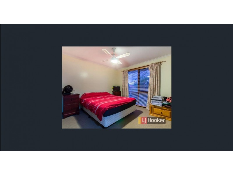 24 General Joshua Drive, Hampton Park VIC 3976