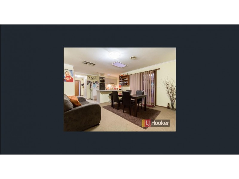 24 General Joshua Drive, Hampton Park VIC 3976