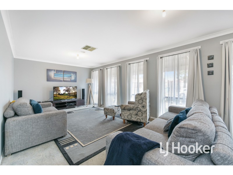 1 Insaf Court, Hampton Park VIC 3976