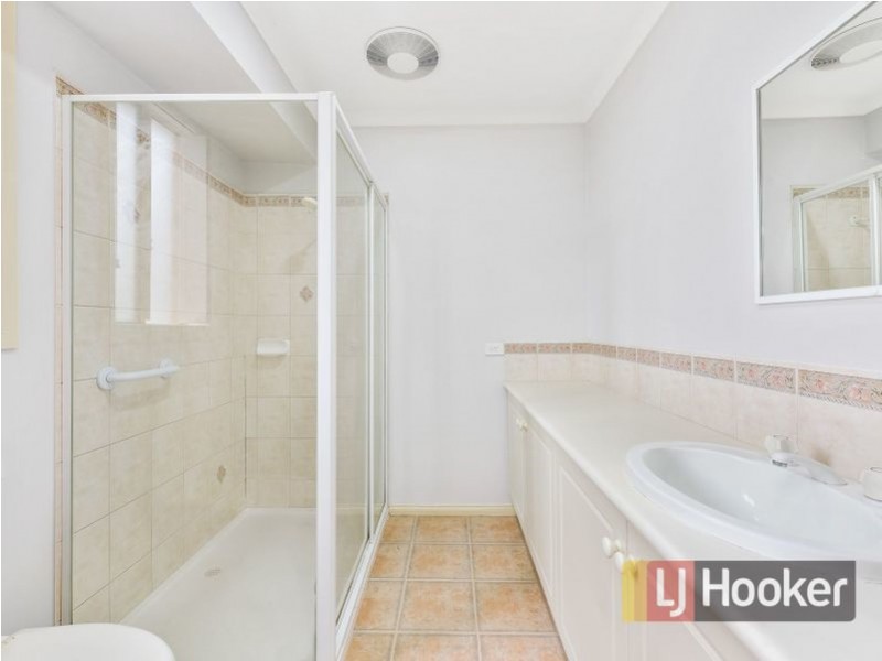 24 Maculata Drive, Cranbourne West VIC 3977