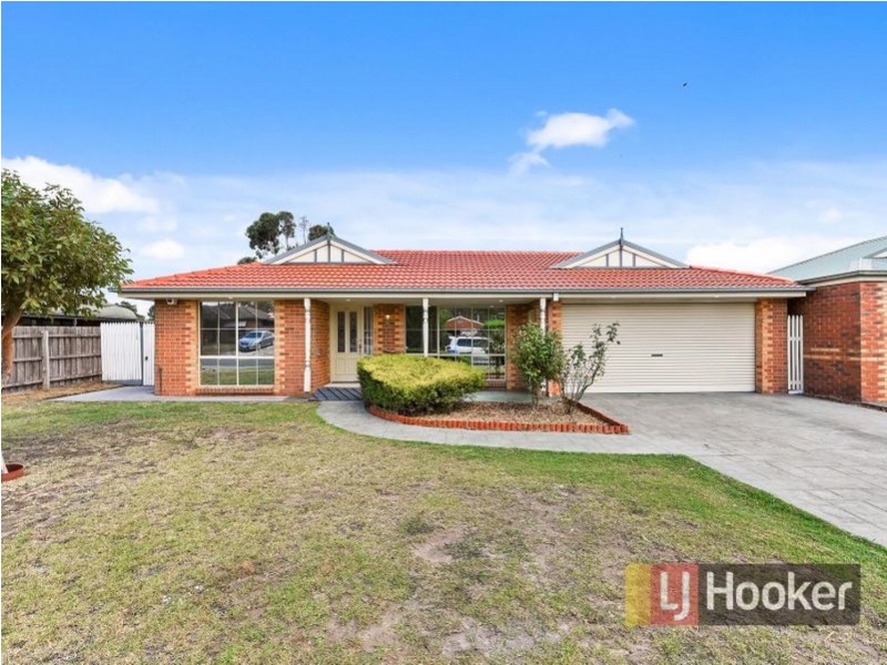 24 Maculata Drive, Cranbourne West VIC 3977