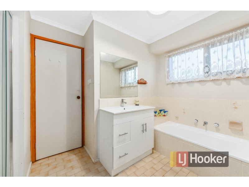 10 Pride Court, Hampton Park VIC 3976