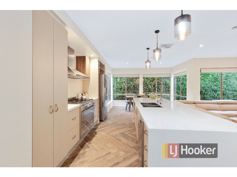 106 Bridgewater Boulevard, Berwick VIC 3806