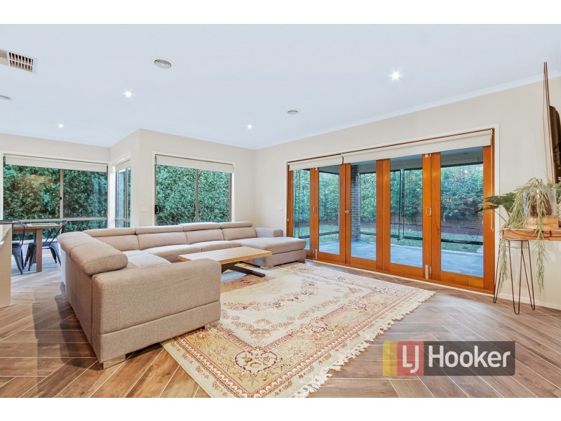 106 Bridgewater Boulevard, Berwick VIC 3806