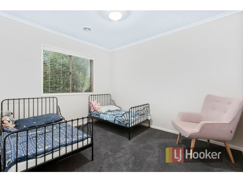 106 Bridgewater Boulevard, Berwick VIC 3806