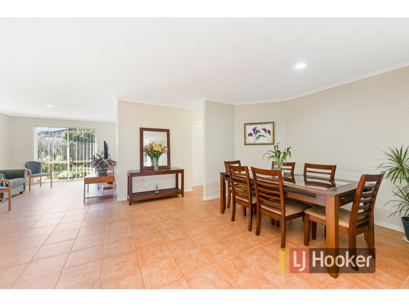 15 Cirrus Close, Hampton Park VIC 3976