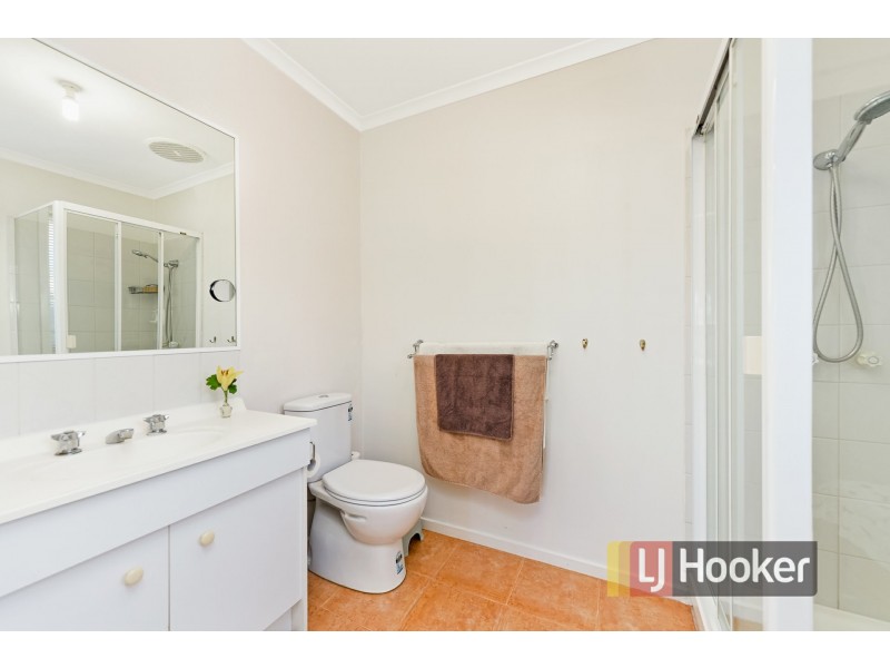 15 Cirrus Close, Hampton Park VIC 3976