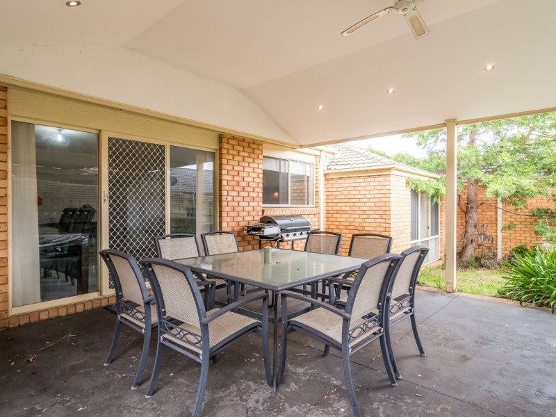 18. Nirringa Drive, Hampton Park VIC 3976